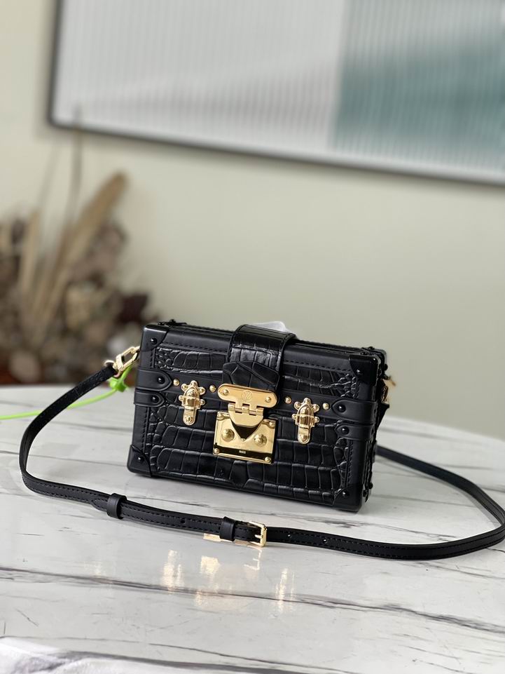Petite Malle Black Brilliant Alligator leather – LB105