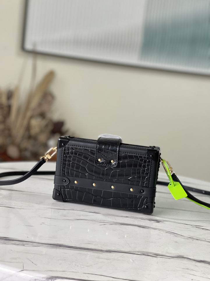 Petite Malle Black Brilliant Alligator leather – LB105