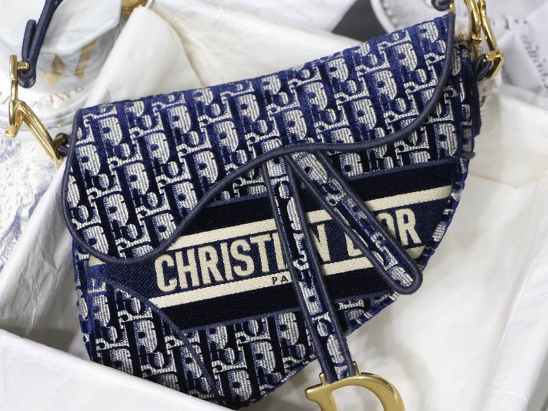 Saddle Bag Blue Dior Oblique Embroidery – DB075