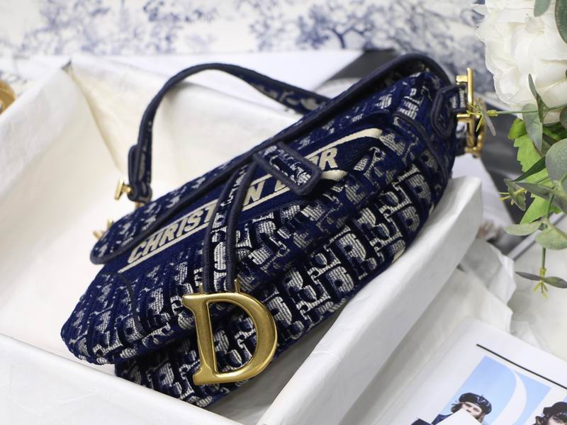 Saddle Bag Blue Dior Oblique Embroidery – DB075