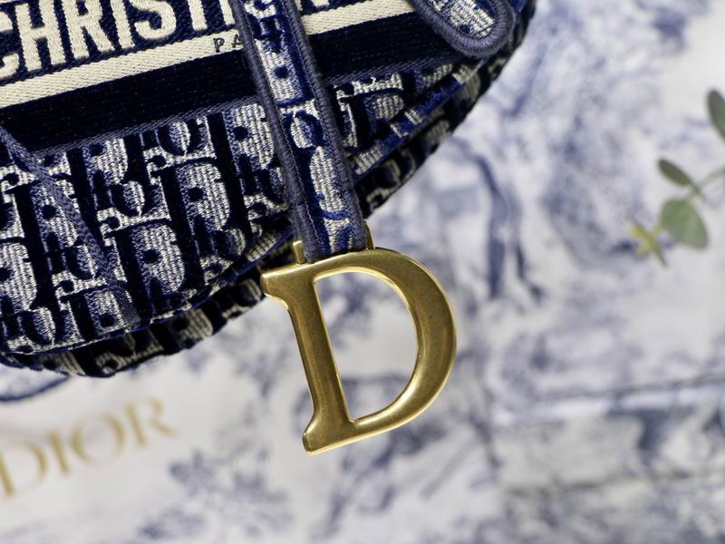 Saddle Bag Blue Dior Oblique Embroidery – DB075