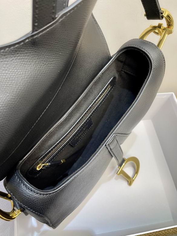 Saddle Bag With Strap Black Grained Calfskin – DB072
