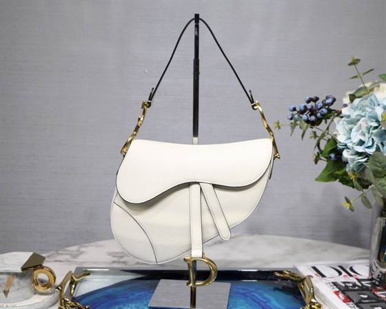Saddle Bag With Strap Latte Grained Calfskin – DB070