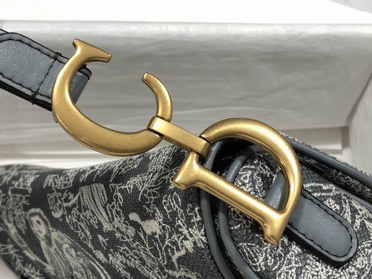 Saddle Bag in Gray Toile de Jouy Reverse Jacquard – DB079