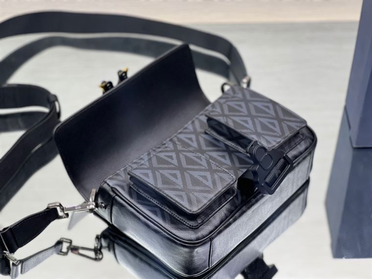 Dior Hit The Road Bag With Strap – DB104