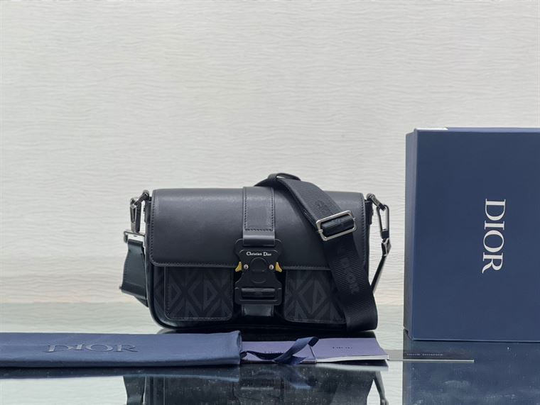Dior Hit The Road Bag With Strap – DB104