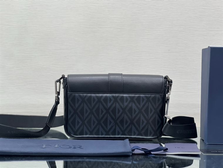 Dior Hit The Road Bag With Strap – DB104
