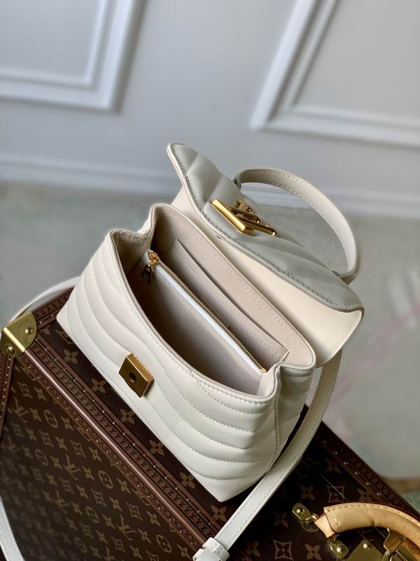 Hold Me Top-handle Bag Ivoire White – LB131