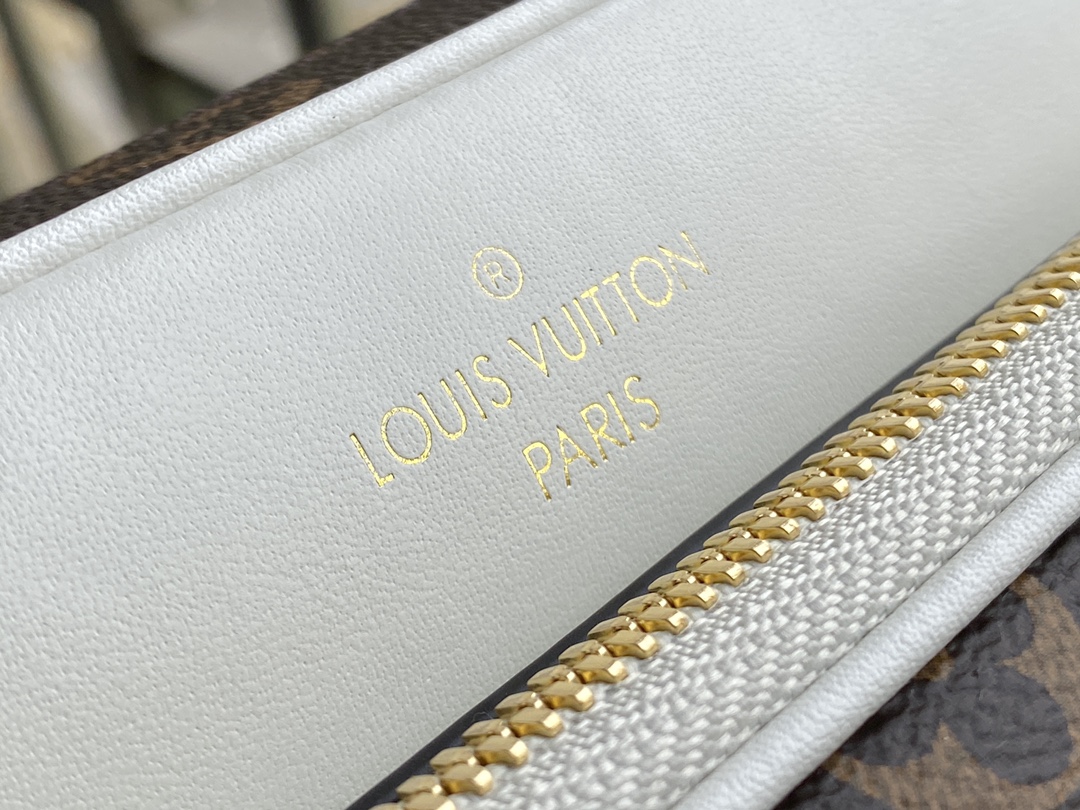 LV x NBA Nil Messenger Bag Brown Monogram Antarctica Canvas – LB144