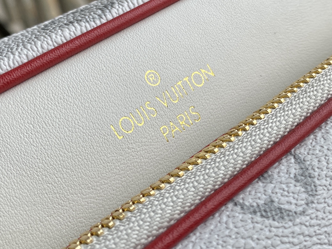 LV x NBA Nil Messenger Bag Monogram Antarctica Canvas – LB143