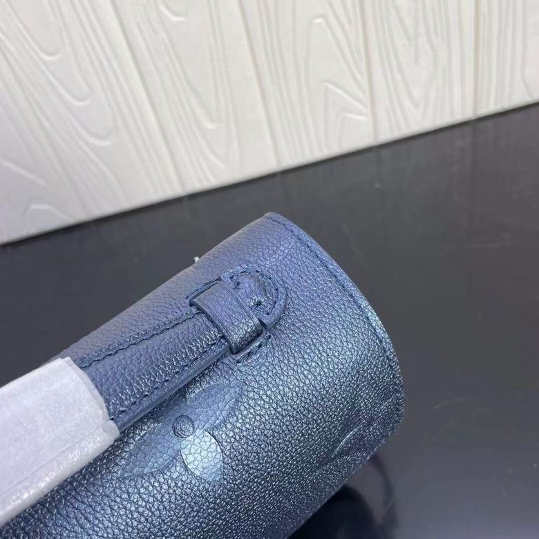 Metis Pochette Metallic Navy Nacre Monogram – LB138