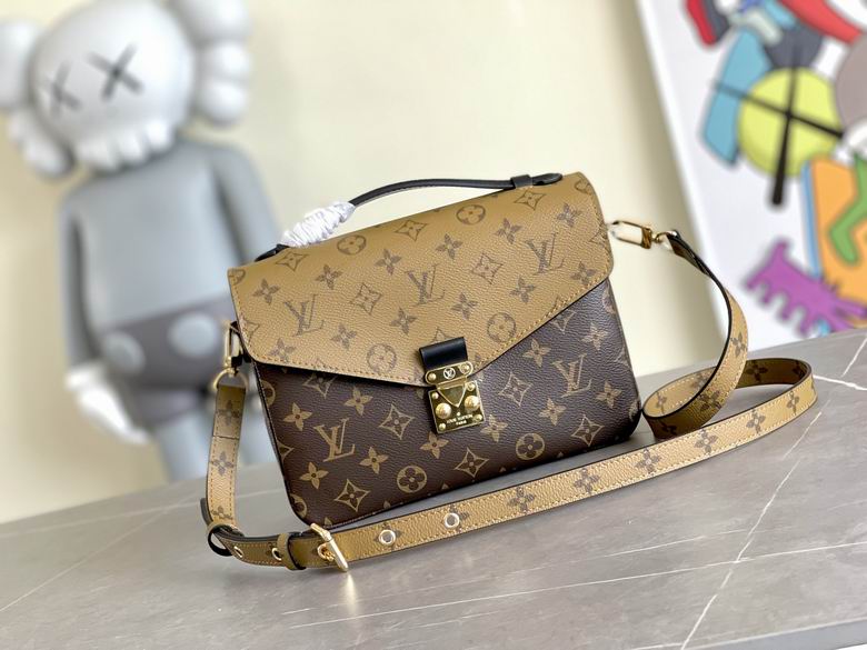 Metis Pochette Monogram Reverse Canvas – LB136