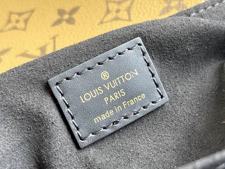 Metis Pochette Monogram Reverse Canvas – LB136