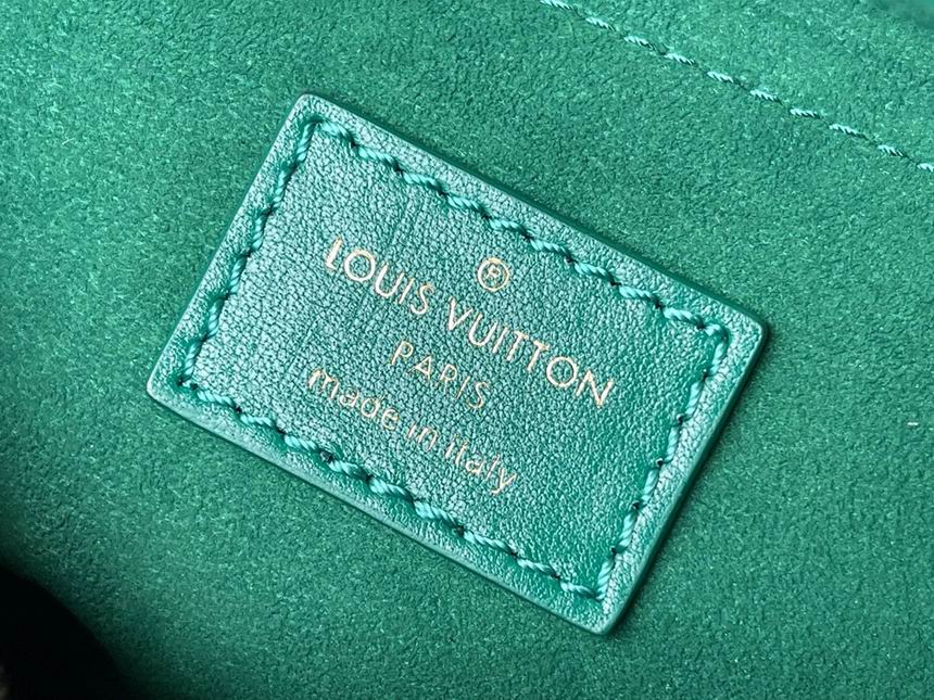 New Wave Chain Bag Emerald Green – LB124