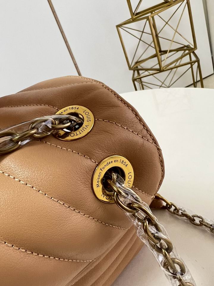 New Wave Chain Bag Noisette Hazelnut Brown – LB129