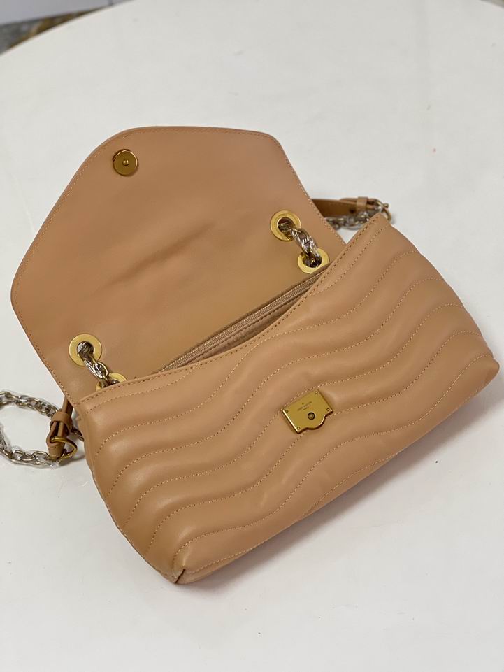 New Wave Chain Bag Noisette Hazelnut Brown – LB129