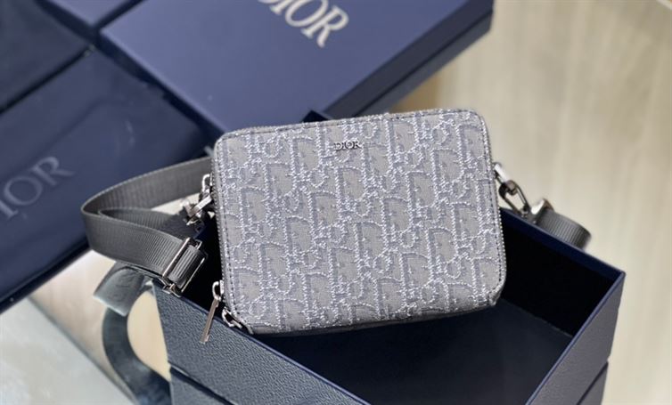 Pouch With Strap Ruthenium-Colored Dior Oblique Jacquard – DB100
