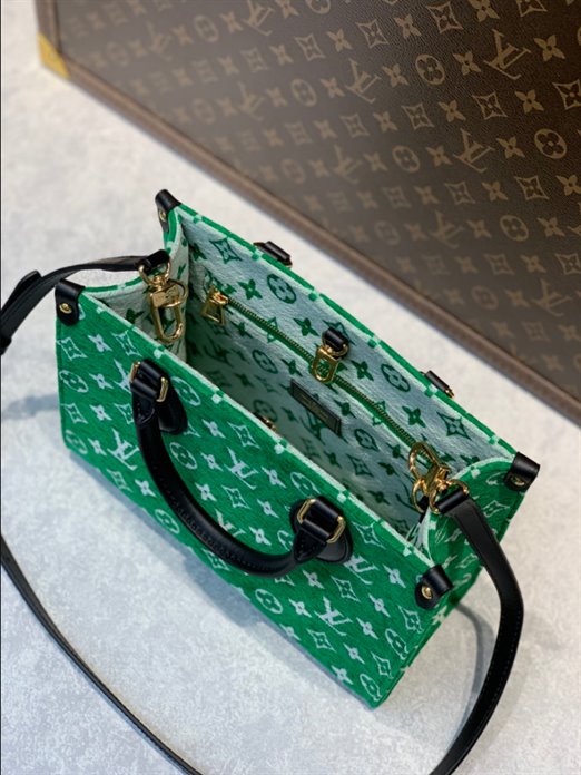 LV OnTheGo PM​ Tote Bag – LB167