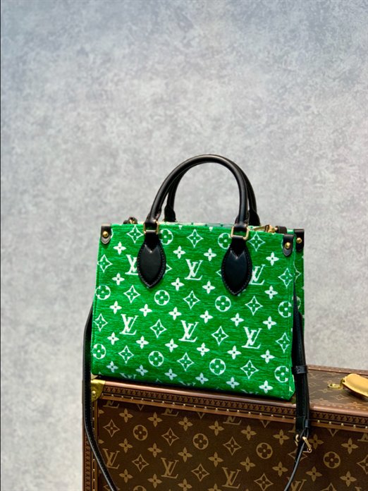 LV OnTheGo PM​ Tote Bag – LB167