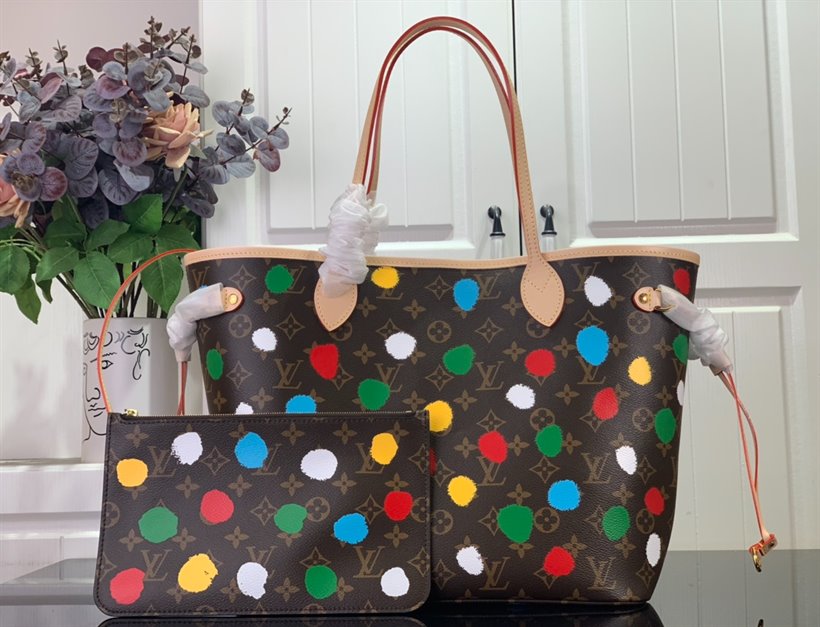 LV x YK Neverfull MM Tote Bag – LB154