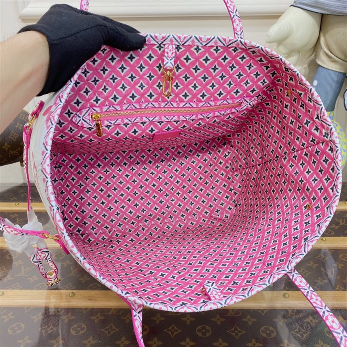 Louis Vuitton Neverfull MM Tote Bag – LB177