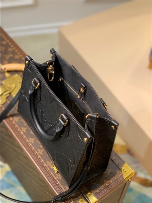 Louis Vuitton Onthego PM Tote Bag – LB170