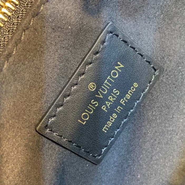 Louis Vuitton Onthego PM Tote Bag – LB170