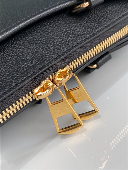 Louis Vuitton Trianon PM Bag – LB149