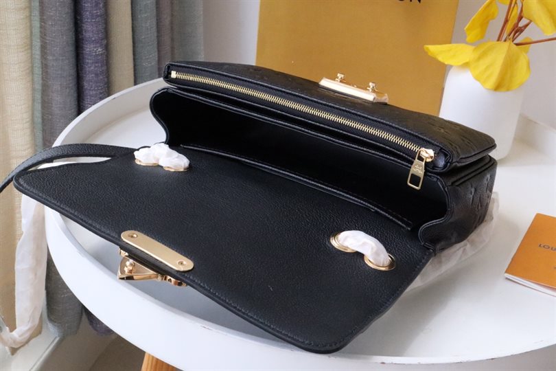 Marceau Chain Bag – LB206
