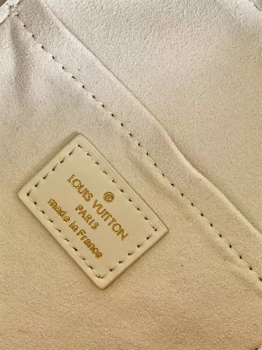 Speedy Bandoulière 20 Monogram Empreinte Leather – LB211
