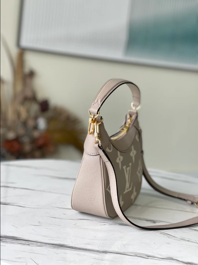 Bagatelle Bicolor Monogram Empreinte Leather – LB310
