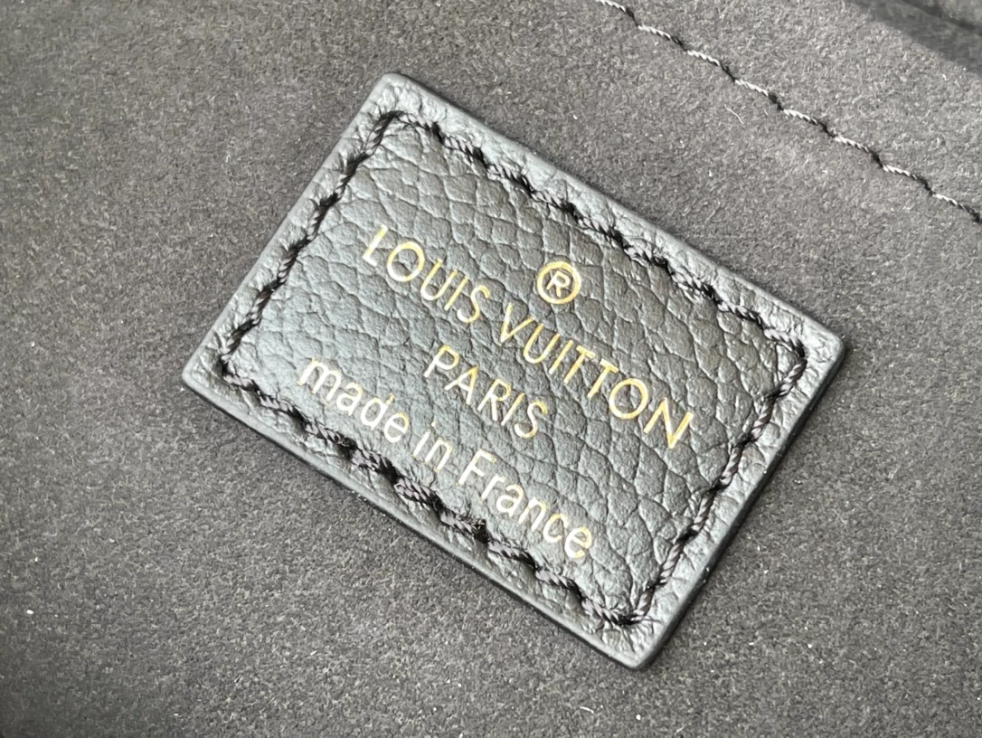 Bagatelle Monogram Empreinte Leather Bag – LB309