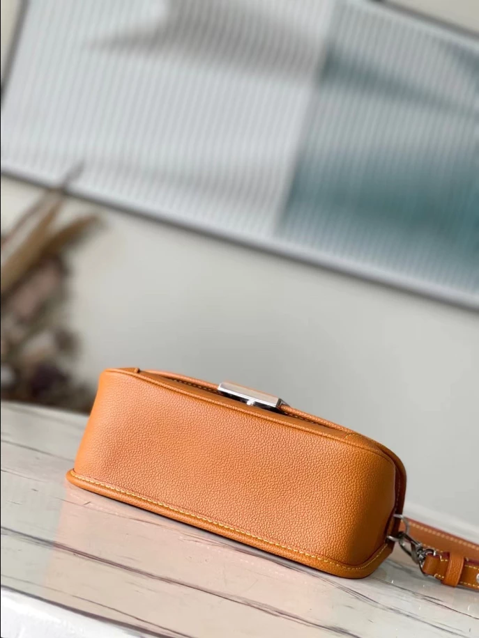 Buci Epi Leather Bag – LB274