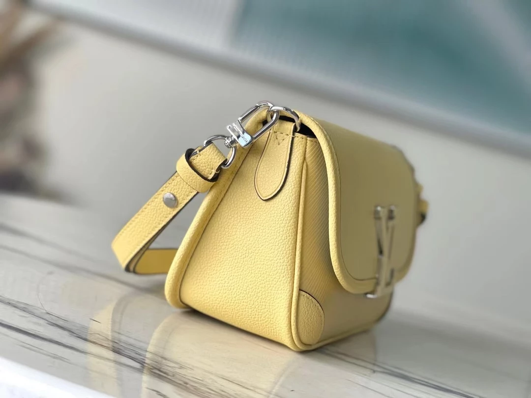 Buci Epi Leather Bag – LB275