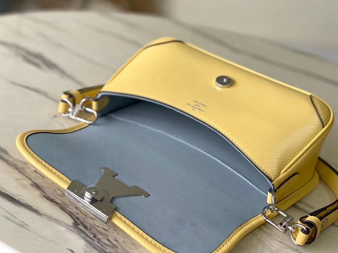 Buci Epi Leather Bag – LB275