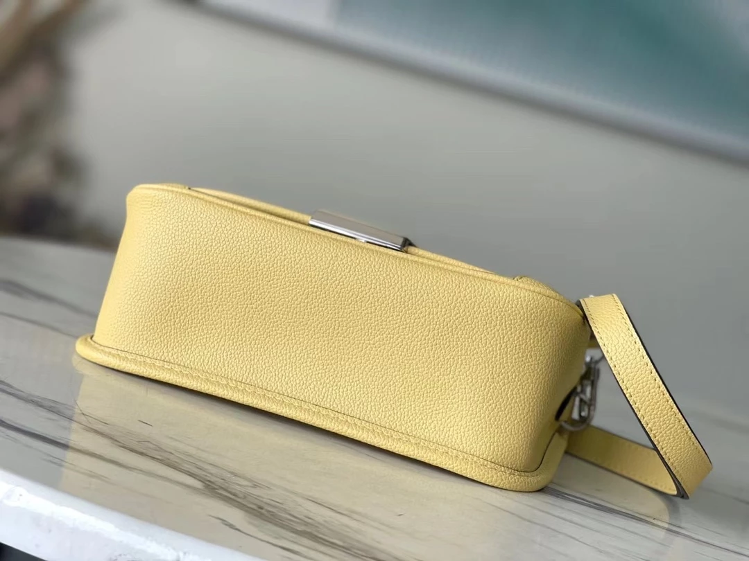 Buci Epi Leather Bag – LB275