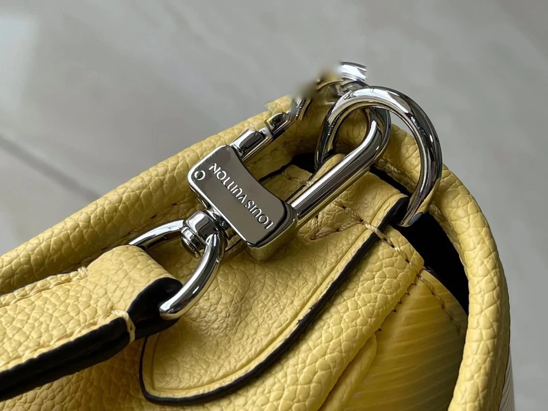 Buci Epi Leather Bag – LB275