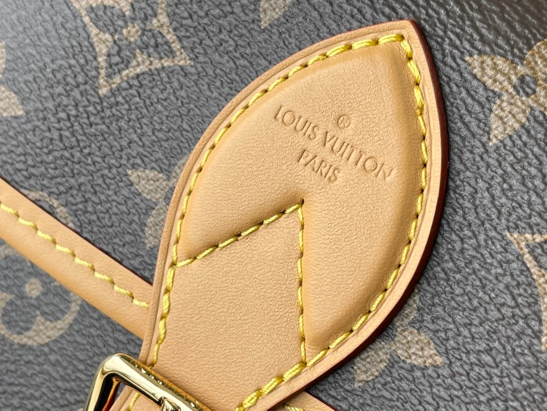 Diane Monogram Canvas Bag – LB306