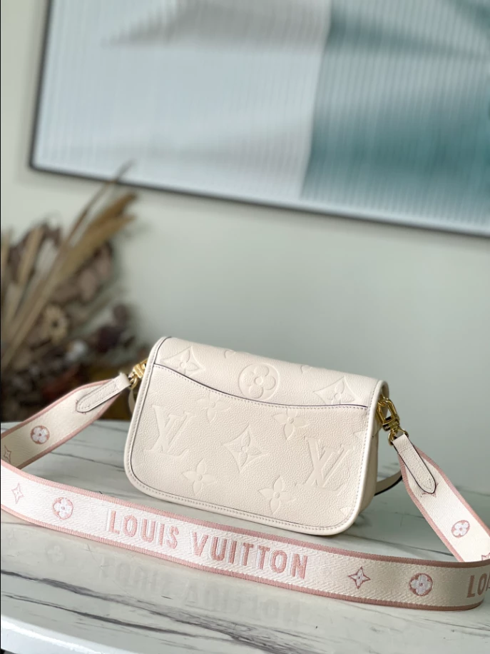 Diane Monogram Empreinte Leather Bag – LB304