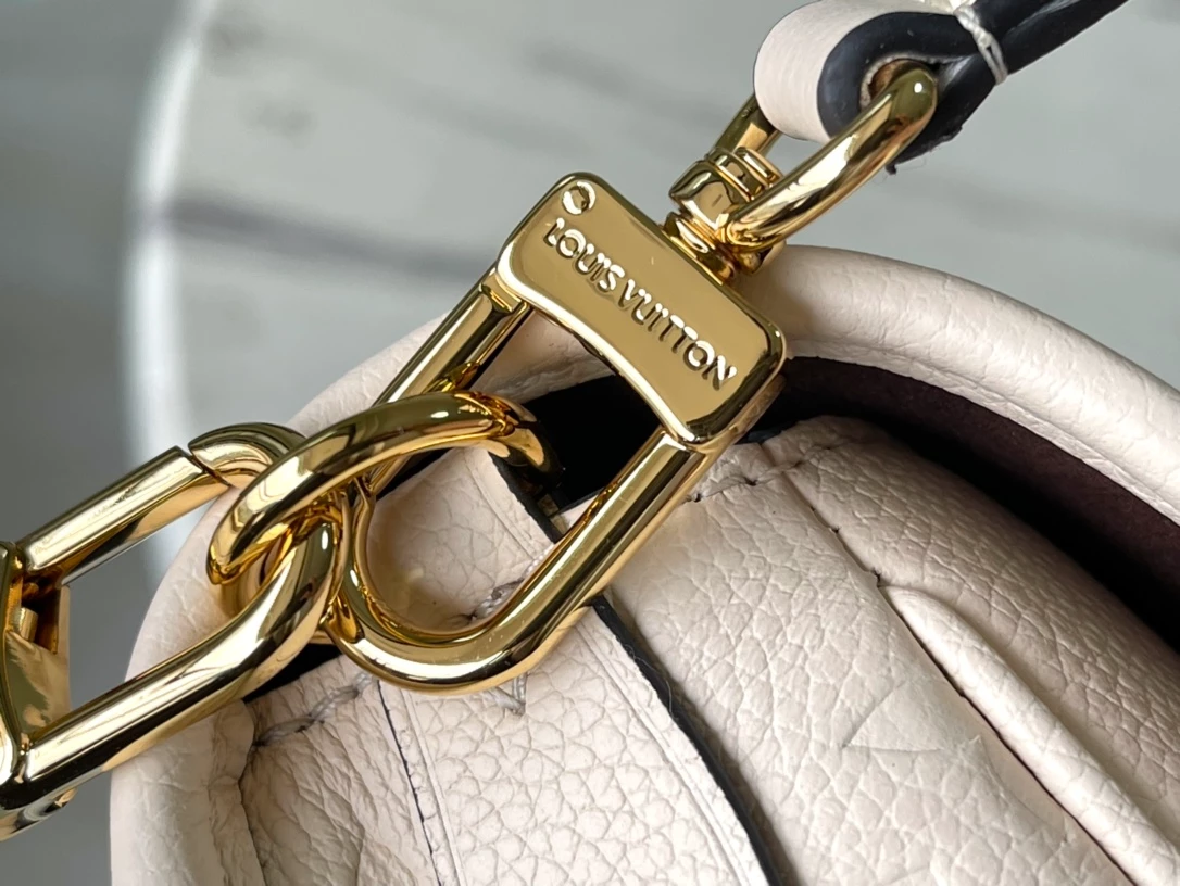 Diane Monogram Empreinte Leather Bag – LB304