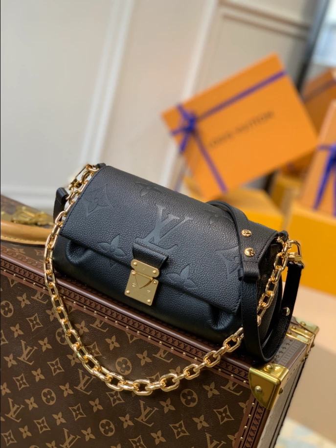 Favorite Monogram Empreinte Leather – LB225