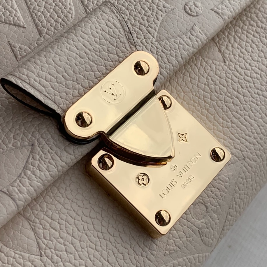 Favorite Monogram Empreinte Leather – LB226