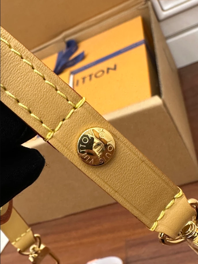 Ivy Wallet On Chain Bag – LB243