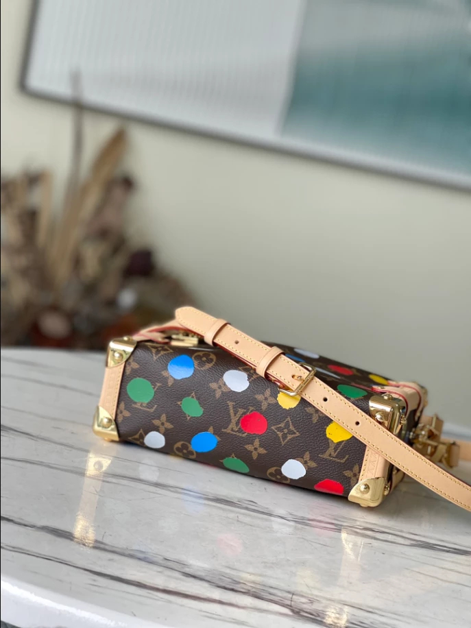 LV x YK Side Trunk Monogram Canvas – LB296