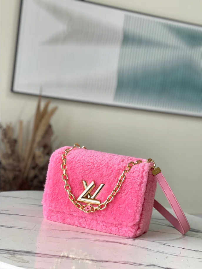Louis Vuitton Twist MM Bag – LB263