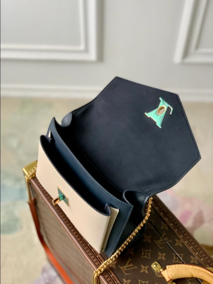 MyLockMe Chain Bag – LB307