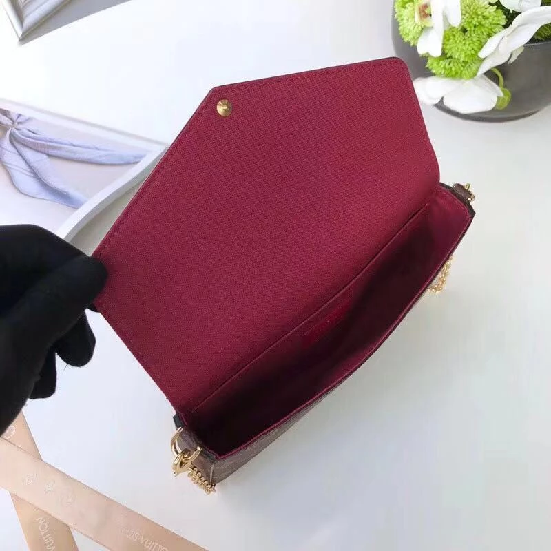 Pochette Félicie Monogram Canvas – LB253