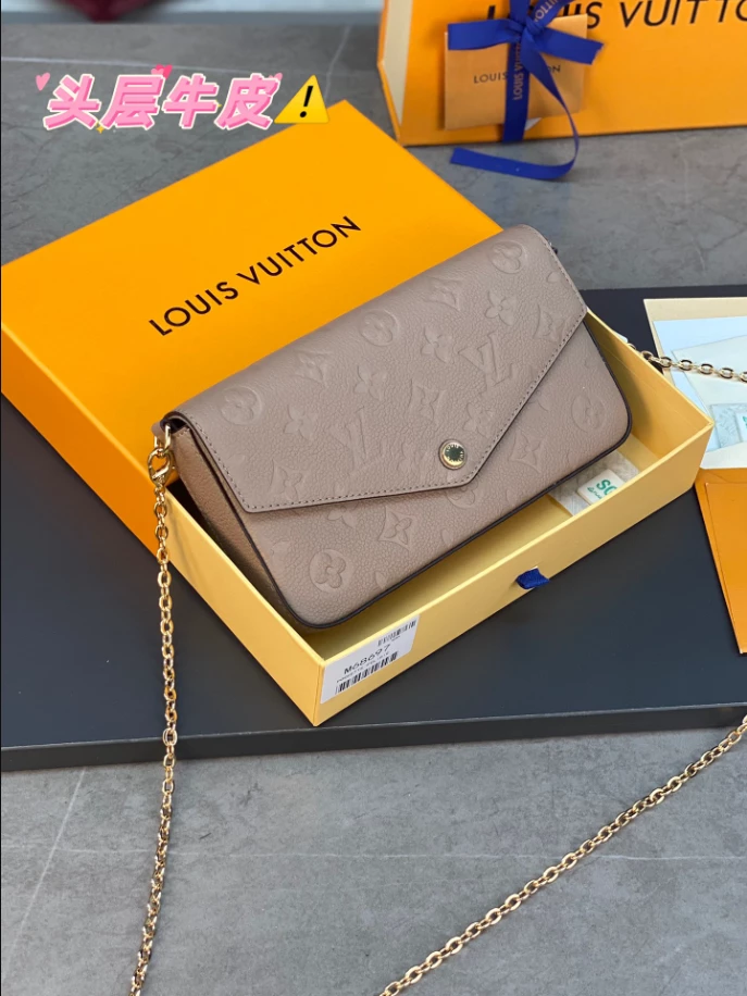 Pochette Félicie Monogram Empreinte Leather – LB249