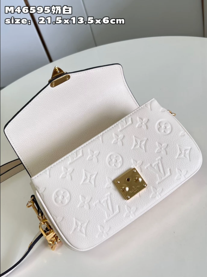 Pochette Métis East West Bag – LB269