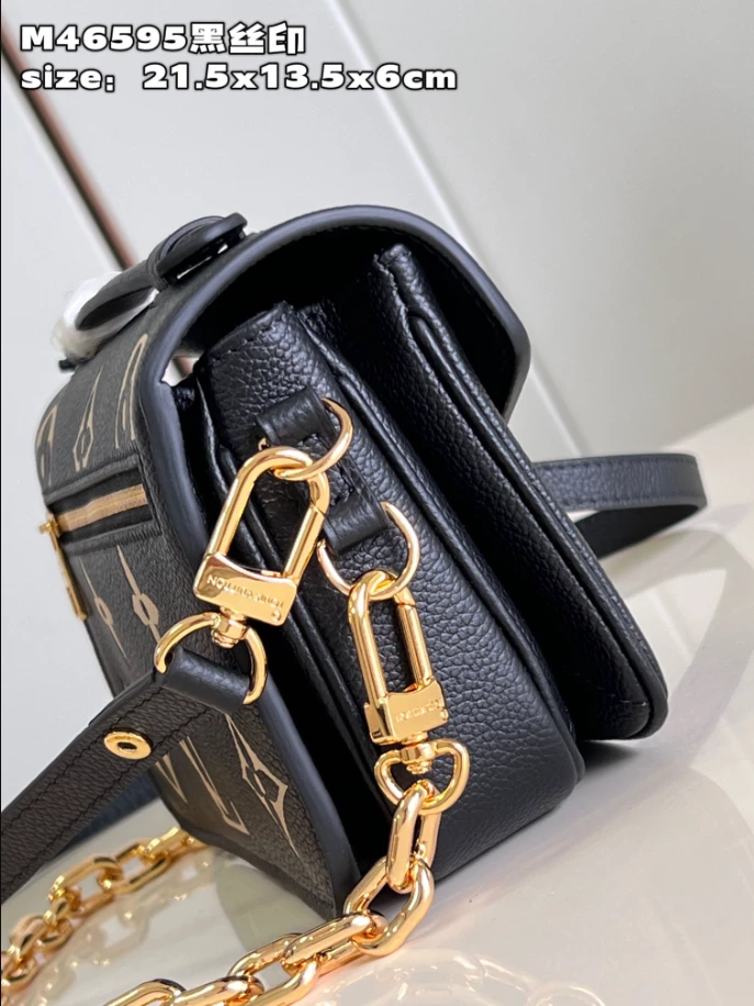 Pochette Métis East West Bag – LB271